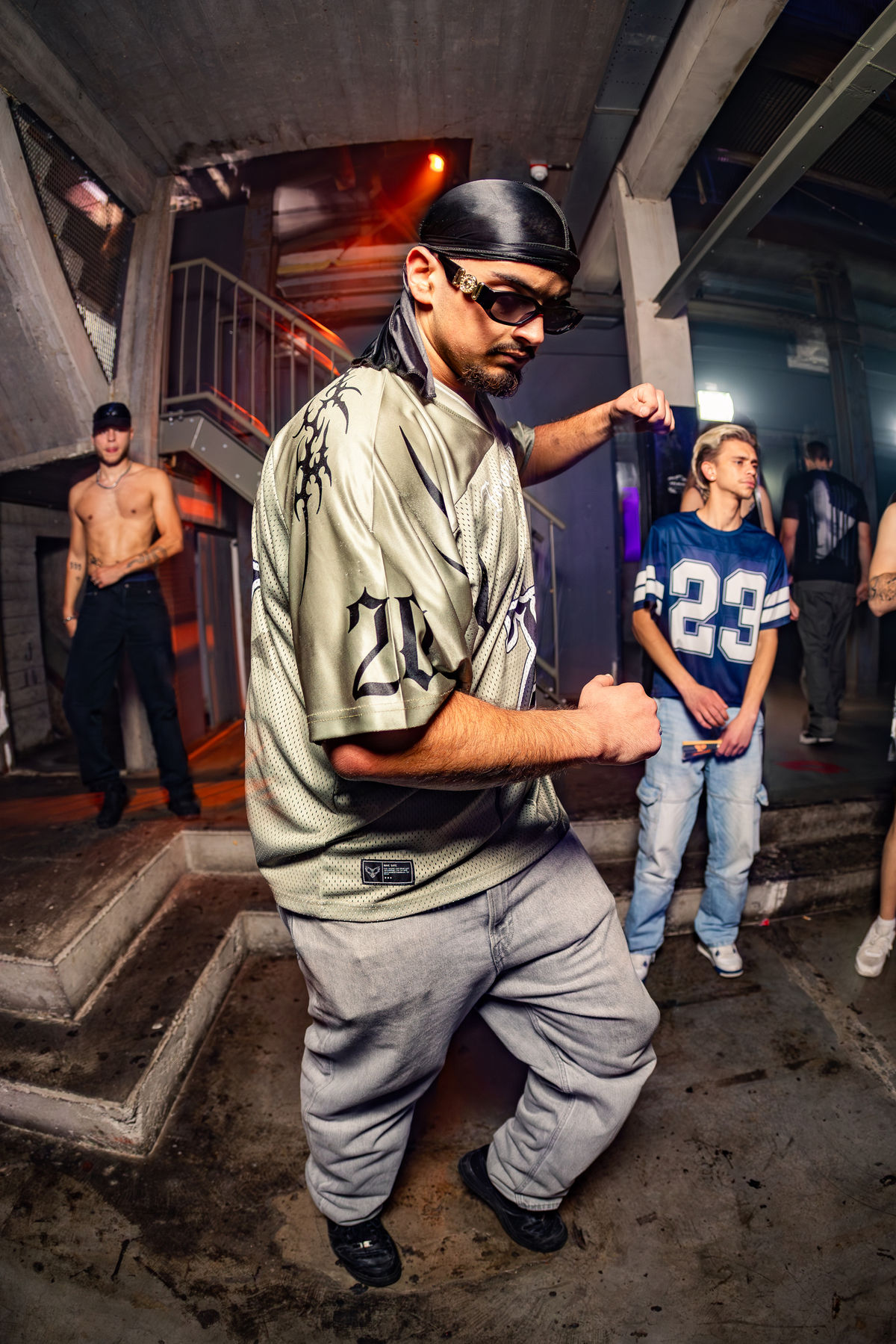 Loading... just a sec